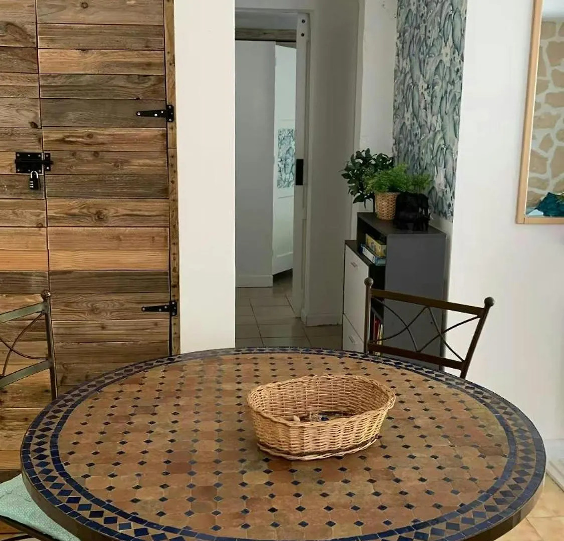 Le Coccoon Ain Apartment Virignin