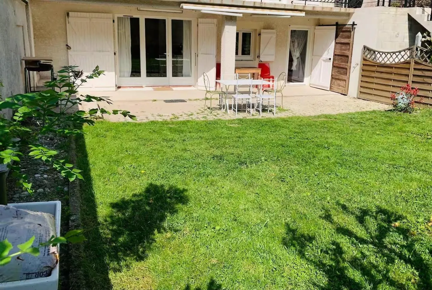 Le Coccoon Ain Apartment Virignin